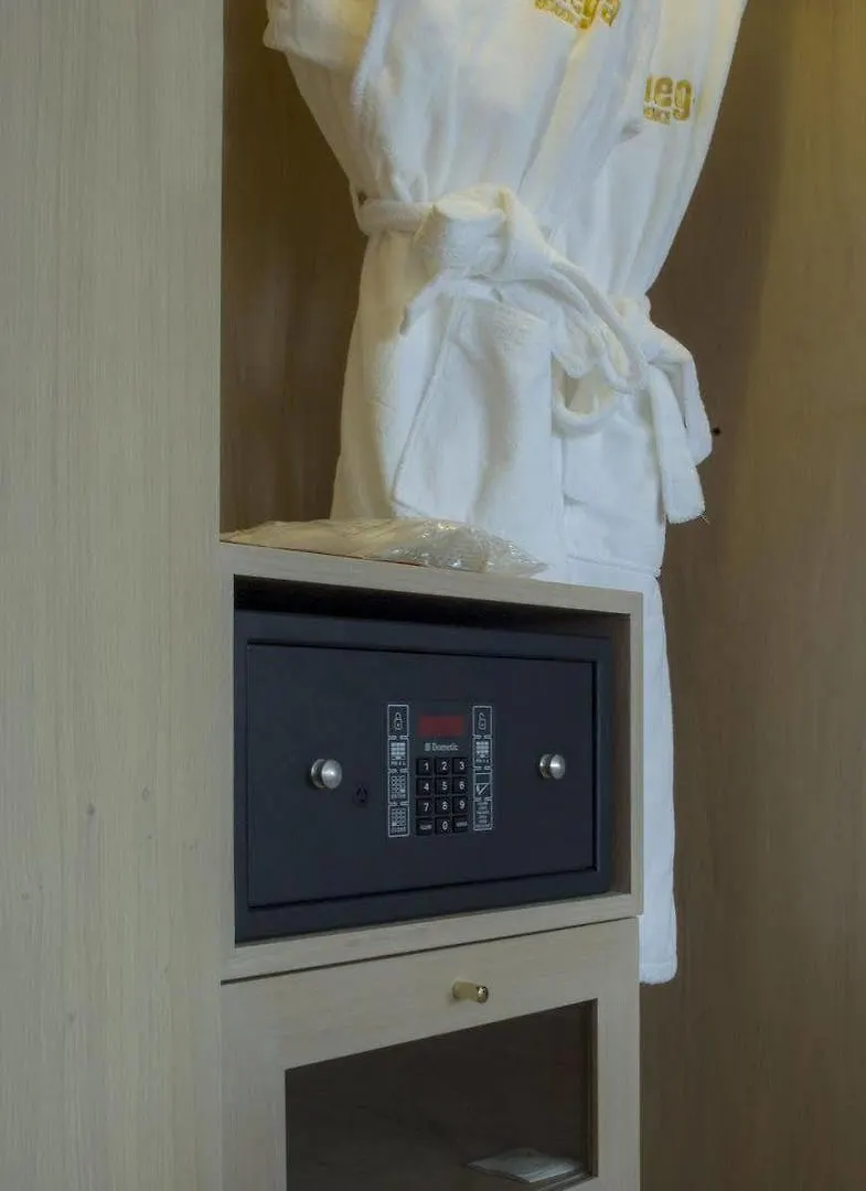Mega Residence & Hotel Nisantasi Istanbul 4*,