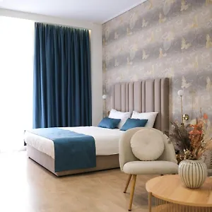 Golden , Hotel Tirana