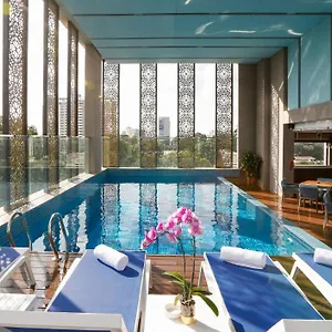 Orchids Saigon Отель Хошимин
